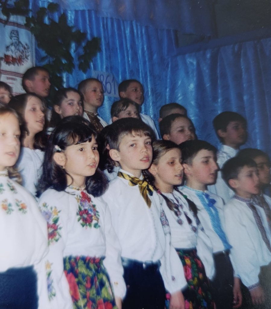 Сергій Лазановський презентував кліп “Шкільні роки”