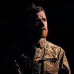 Від ролі до фронту: Денис Капустін про «Кіллхаус», війну і професіоналізм без героїзації
