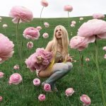 Відверто про себе і почуття: ULIANA ROYCE презентувала новий кліп