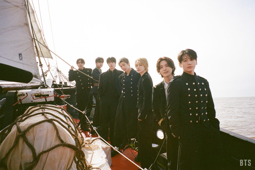 BTS – SWIM (переклад)