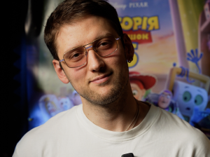 Пилип Коляденко дебютує в дубляжі «Історії іграшок 5»
