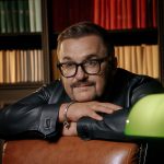 Олександр Пономарьов розкрив таємницю, яку рік знало лише його найближче коло: артист написав роман
