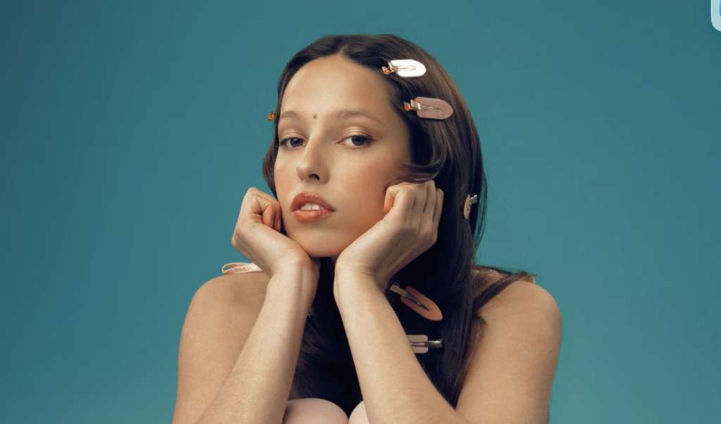 Liza Bibikova презентує «З нами все буде гаразд»