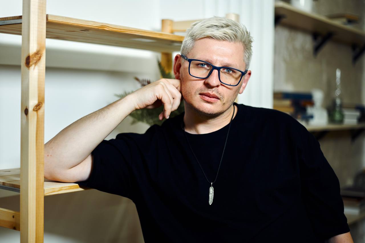 Фіолет - «Жінка»: Антоніна Хижняк зіграла військову в кліпі про силу українських жінок