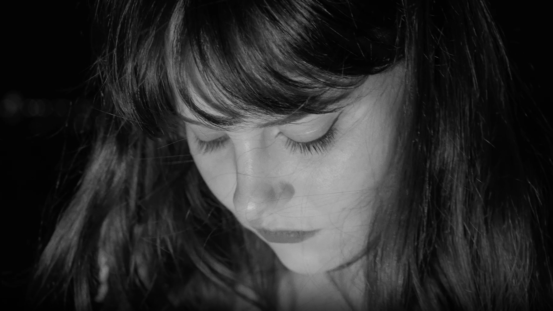 Daryna презентує нуарний відеокліп на пісню «Прив’язана»